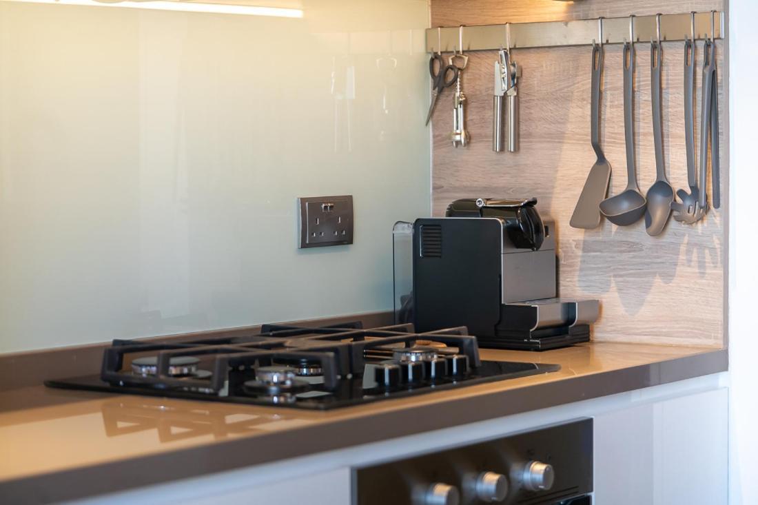 Higuests - Designer Studio In Dubai Marina With Amazing Views Exteriör bild